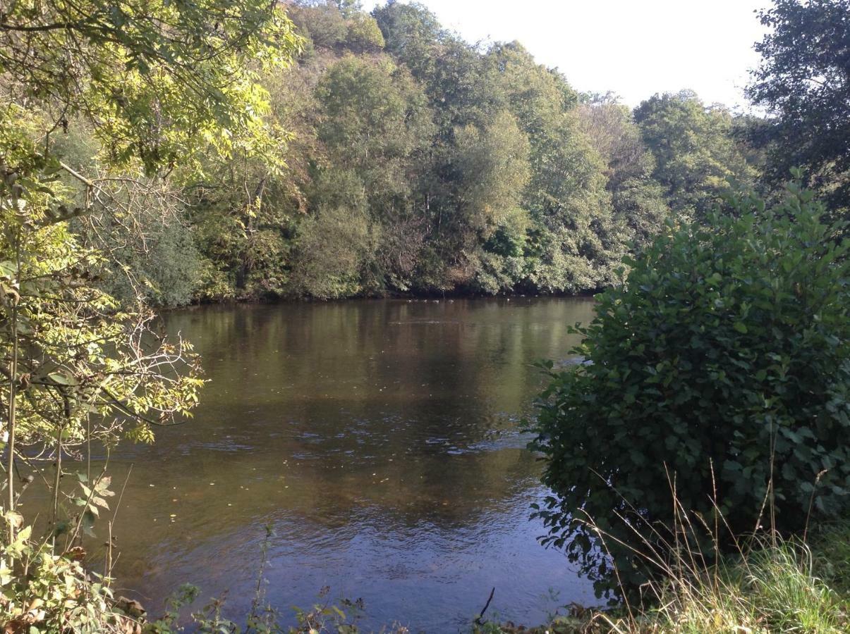 Camping Du Pont De St Gal Saint-Gal-sur-Sioule Esterno foto